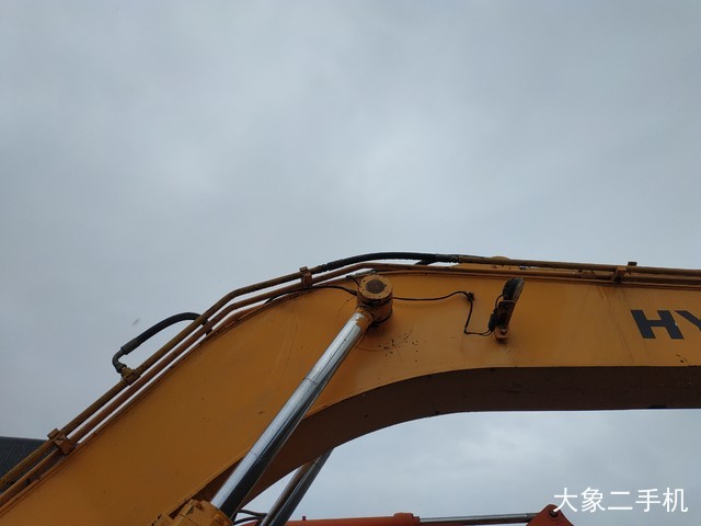 现代 R150W-7 挖掘机