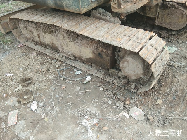 现代 R60-7 挖掘机