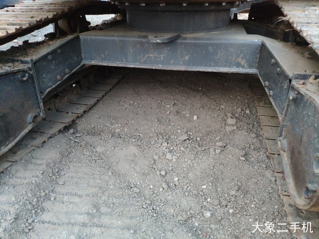 雷沃重工 FR60E 挖掘机