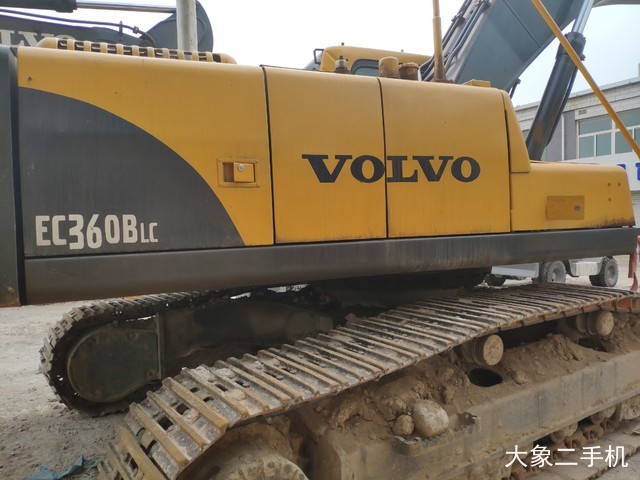 沃尔沃 EC290BLC 挖掘机