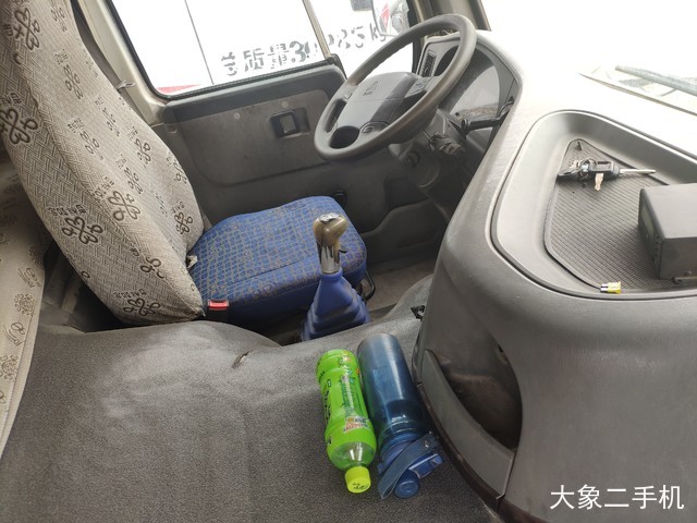 亚特重工 TZ5317GJBZ2E 搅拌运输车