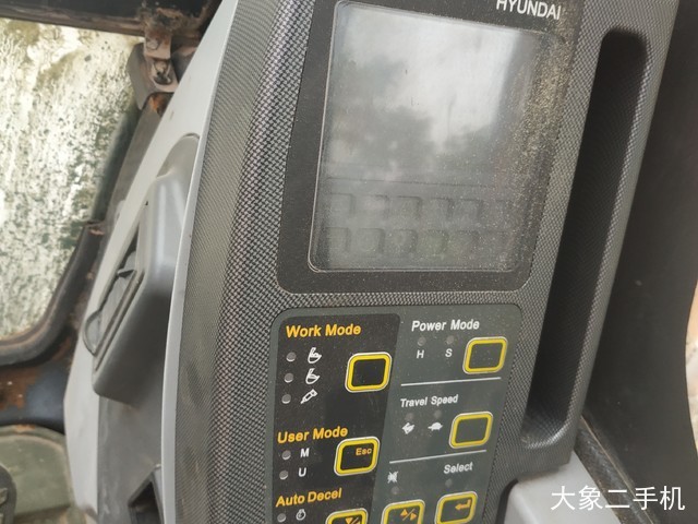 现代 R225LC-7 挖掘机