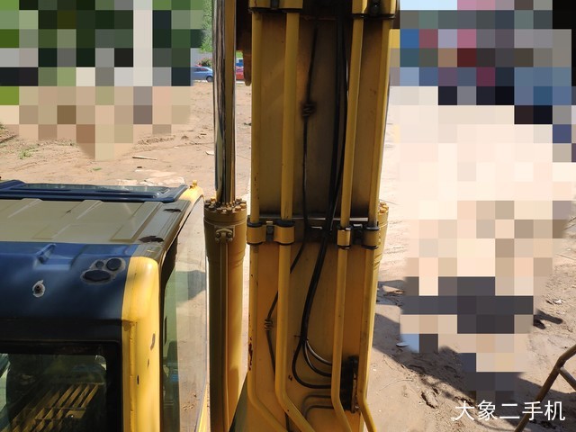 小松 PC240LC-8 挖掘机