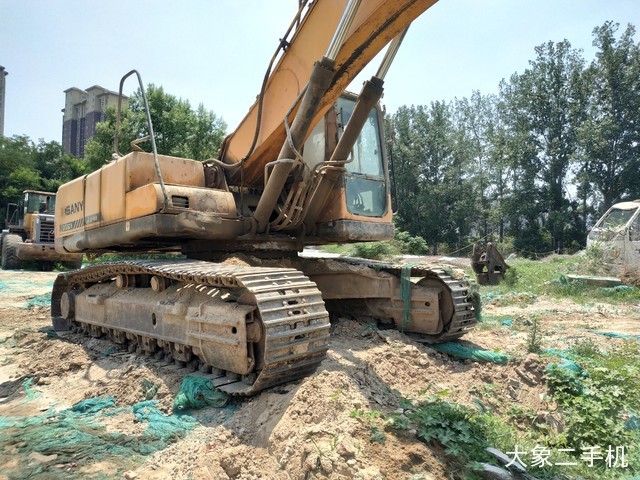 三一重工 SY335C 挖掘机