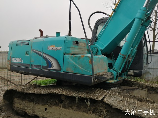 神钢 SK250-8 挖掘机