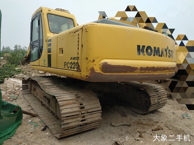 小松 PC220LC-6 挖掘机