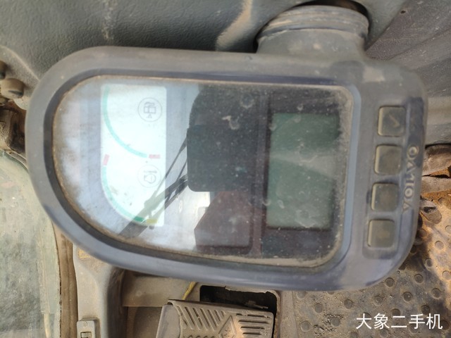 沃尔沃 EC210BLC 挖掘机