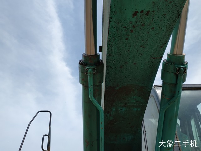 神钢 SK350LC-8 挖掘机