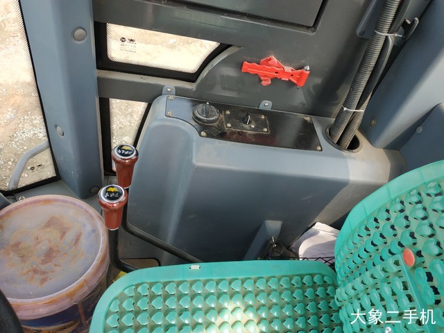 英轩重工 YX655H 装载机