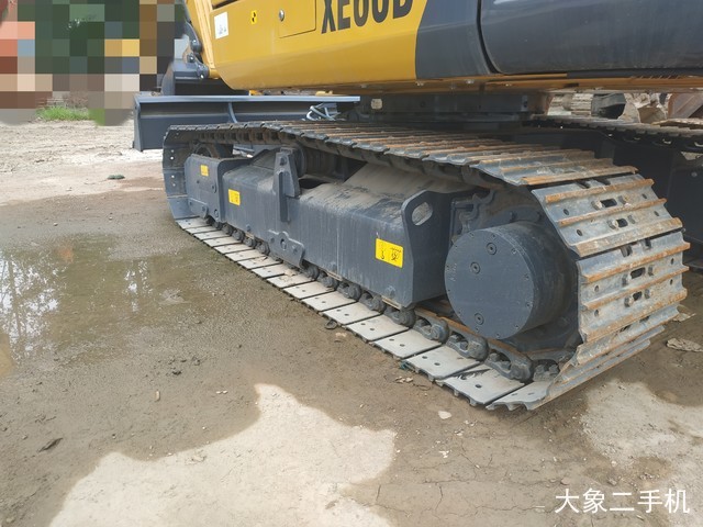 徐工 XE60D 挖掘机