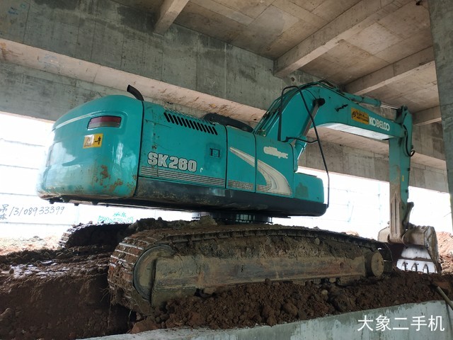 神钢 SK260LC-8 挖掘机