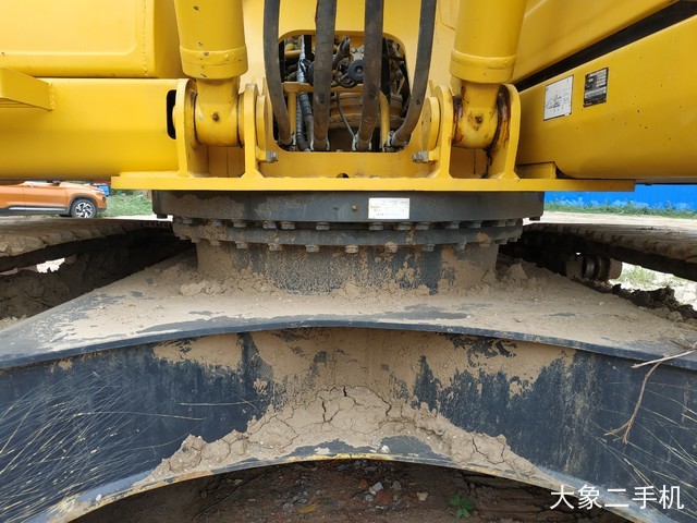 小松 PC210LC-8M0 挖掘机