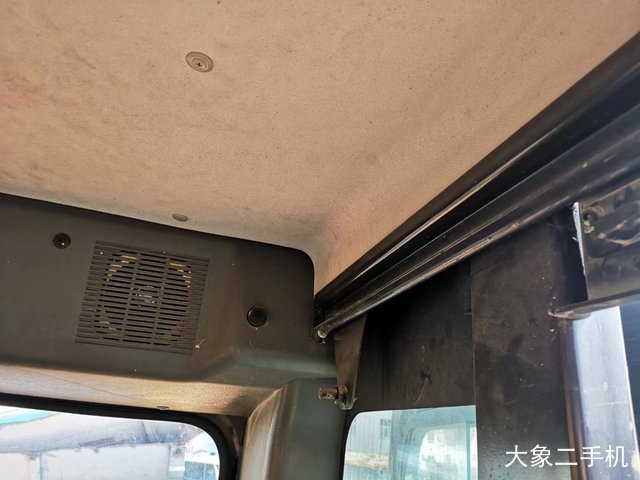 三一重工 SY235C-9 挖掘机