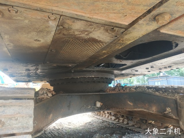 日立 ZX210LC-3 挖掘机