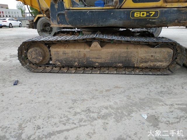 现代 R60-7 挖掘机