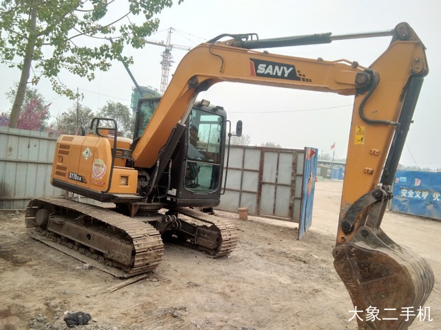 三一重工 SY75C 挖掘机