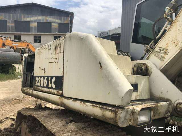 阿特拉斯中国 测试 挖掘机