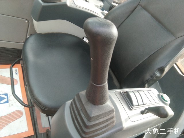 徐工 XE35U 挖掘机