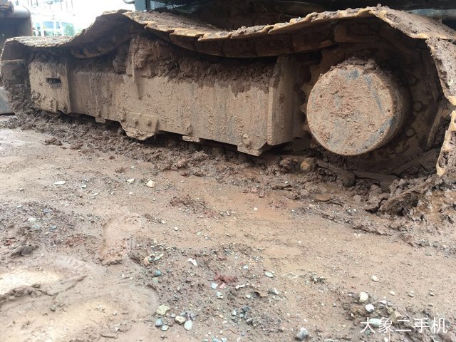 现代 R60-7 挖掘机