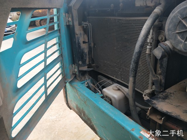 神钢 SK60-C 挖掘机