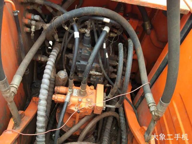 斗山 DX150LC 挖掘机