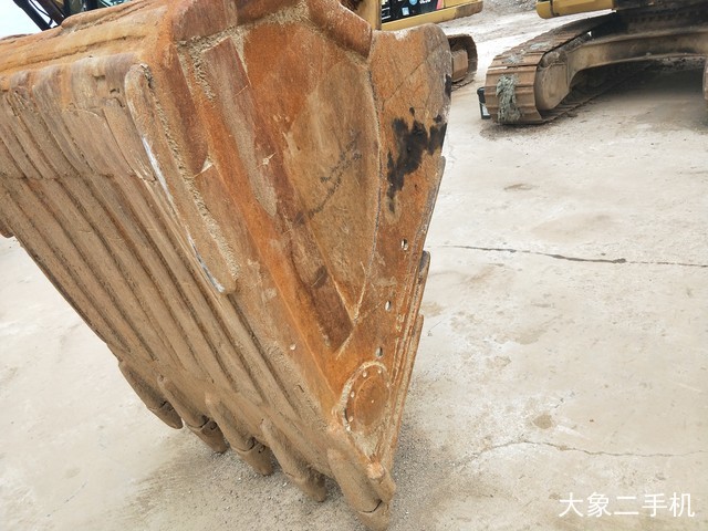 卡特彼勒 329D2L液压 挖掘机