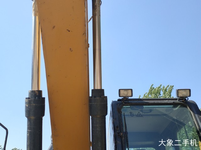 三一重工 SY215C 挖掘机