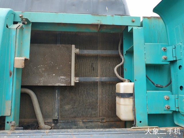 神钢 SK380D-8 挖掘机