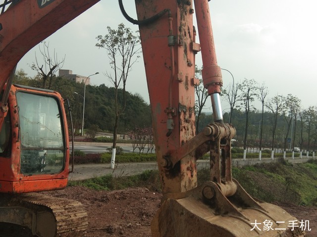 斗山 DX150LC 挖掘机