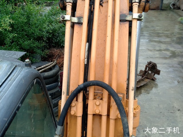 凯斯 CX130B 挖掘机