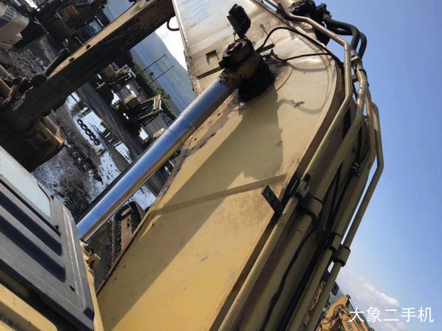 小松 PC270-7 挖掘机