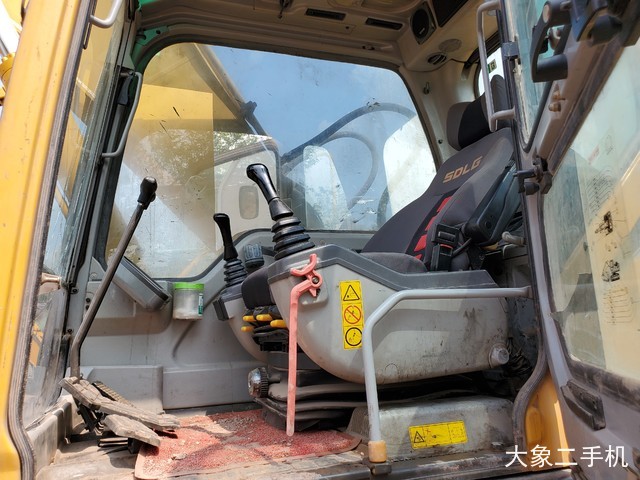 山东临工 LG210 挖掘机