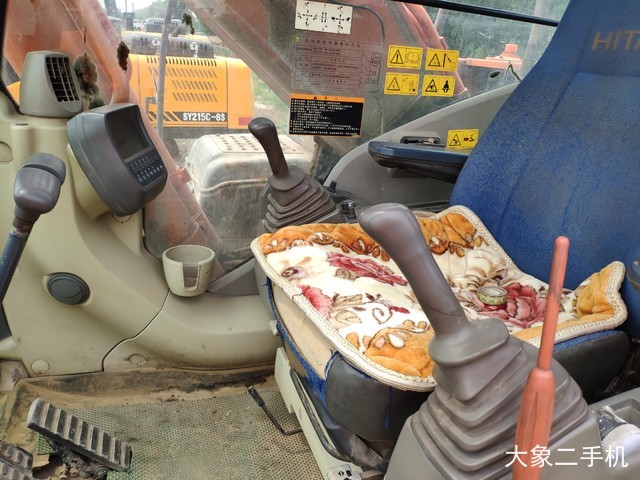 日立 ZX270-3 挖掘机