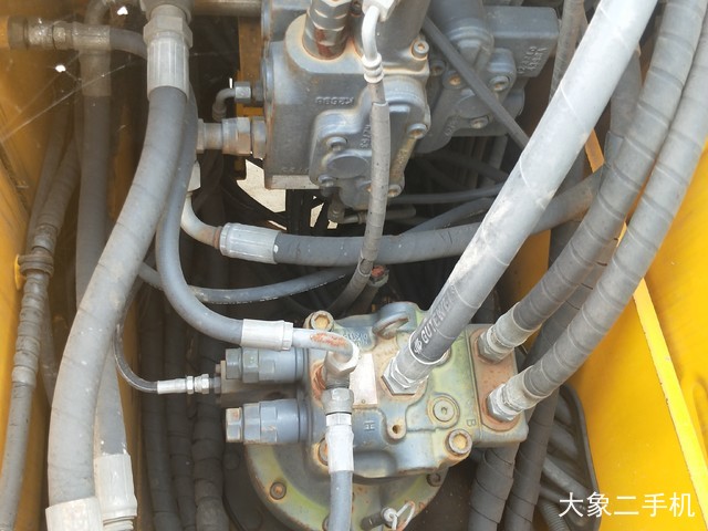 龙工 LG6150 挖掘机