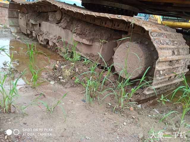 徐工 XE150D 挖掘机