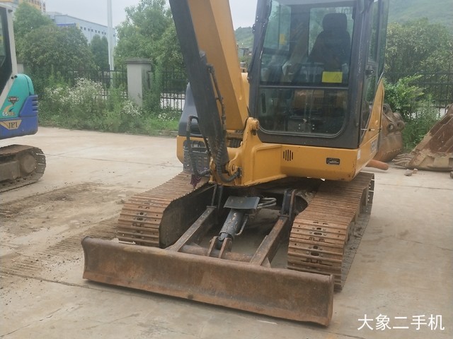 徐工 XE60 挖掘机