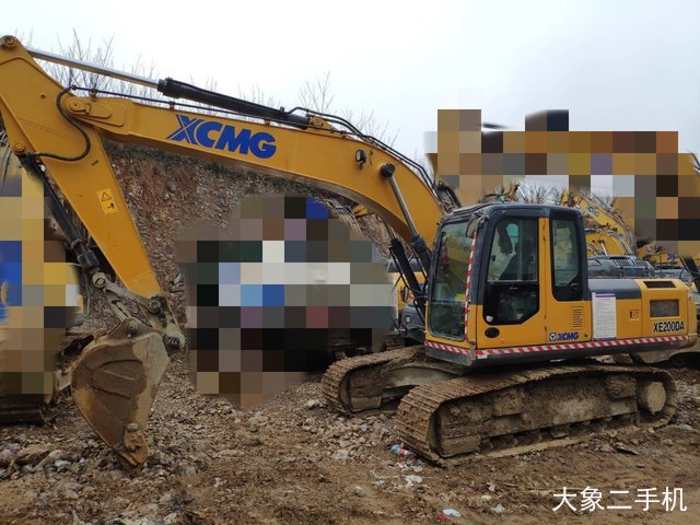 徐工 XE200D 挖掘机