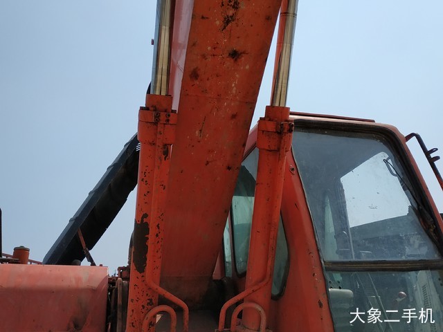 斗山 DH220LC-7 挖掘机