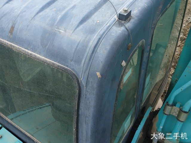神钢 SK260LC-8 挖掘机