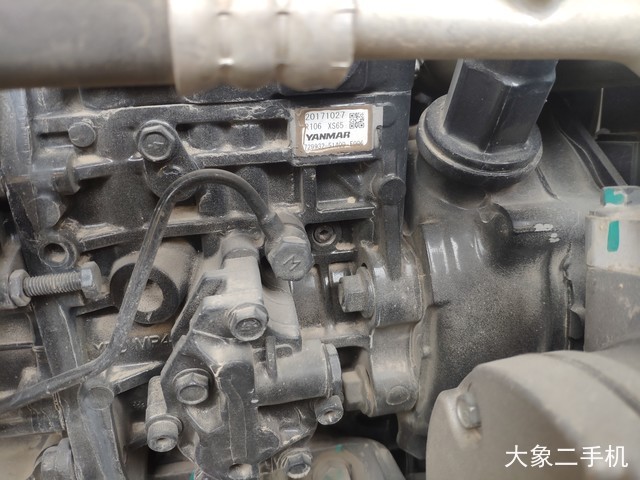 雷沃重工 FR60E 挖掘机