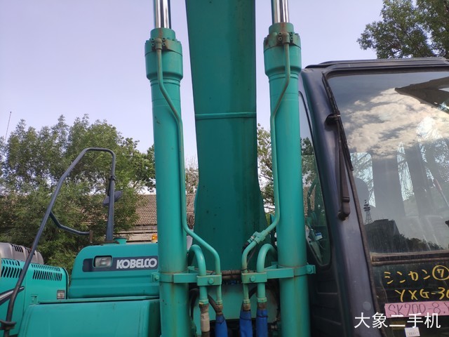 神钢 SK200-8 挖掘机