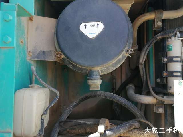 神钢 SK260LC-8 挖掘机