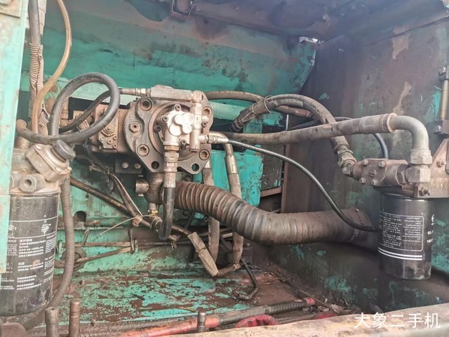 神钢 SK250-8 挖掘机