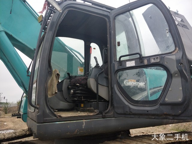 神钢 SK480LC-8 挖掘机