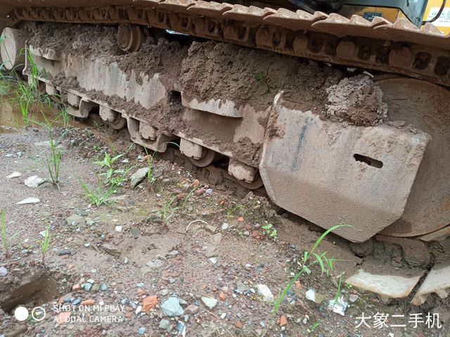 徐工 XE150D 挖掘机