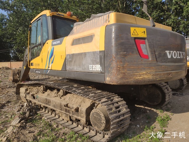 沃尔沃 EC300DL 挖掘机