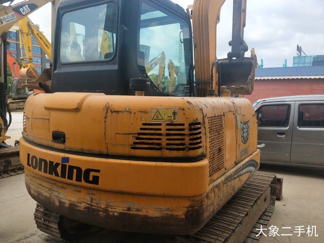 龙工 LG6060 挖掘机