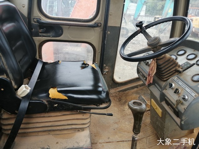 龙工 LG520B6 压路机