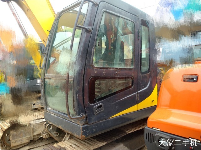 现代 R80-7 挖掘机