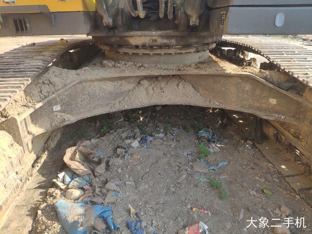 沃尔沃 EC300DL 挖掘机